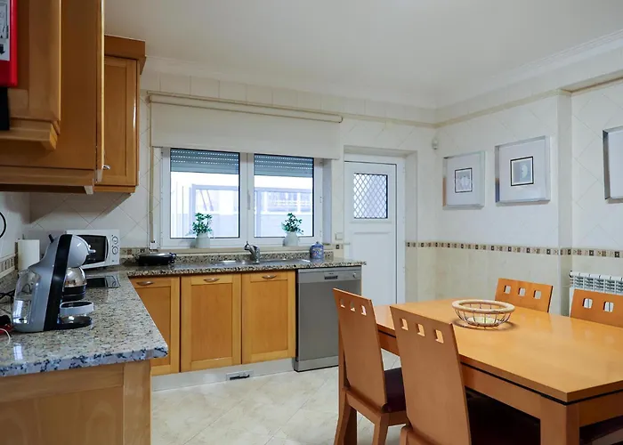 Casa D'adelia Назаре